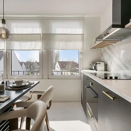 Huswell - Lovely In - 10 Min From Beach Daire